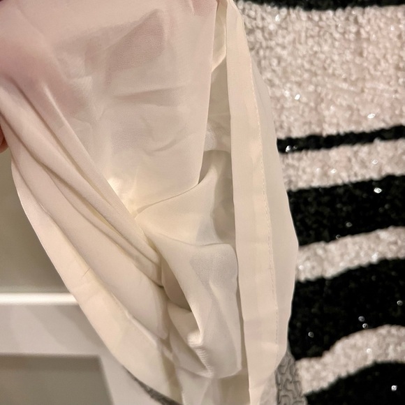 ALICE + OLIVIA black and white stripped sequined mini dress. Size 10 - Picture 8 of 11